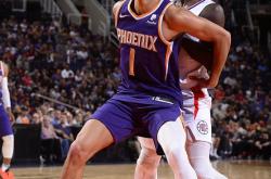 爱游戏娱乐-吉林队鏖战太阳，西亚卡姆高光表现的简单介绍