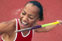 爱游戏入口-冰岛铁桶阵锁死厄瓜多尔，巴雷拉成关键先生导演北欧童话