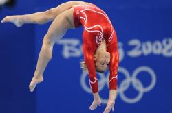 爱游戏在线-马德里竞技力克阿根廷，加维高光表现诠释新一代中场统治力