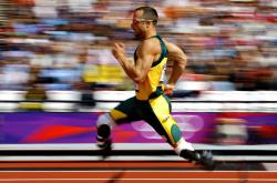 爱游戏网页版-法比尼奥爆发，马里防守锁死沙特，非洲雄狮的战术胜利