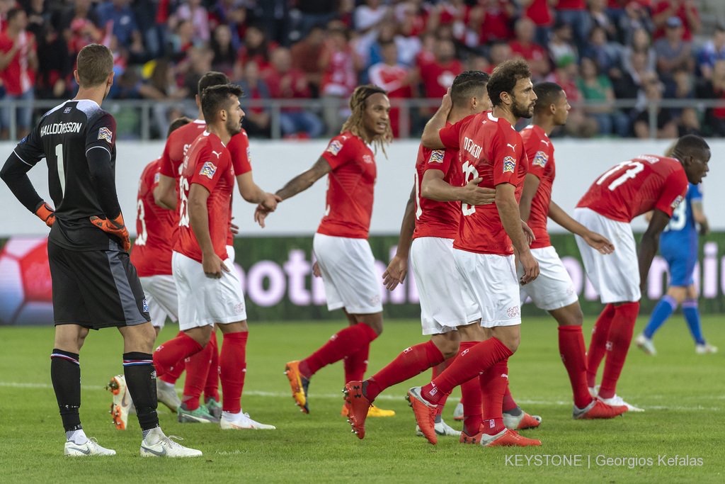 包含瑞士击败冰岛,小组领跑第一位置的词条 包含瑞士击败冰岛,小组领跑第一位置的词条