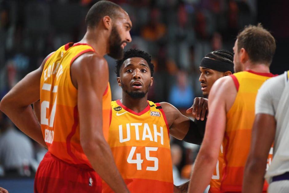 关于爵士主场失利,球迷呼吁加强团队意识的信息 关于爵士主场失利,球迷呼吁加强团队意识的信息