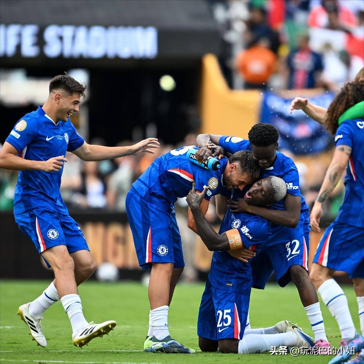 切尔西客场逆转,阿贾克斯难阻进口 切尔西客场逆转,阿贾克斯难阻进口