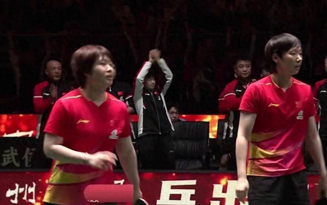 包含奥地利乒乓球队轻取中国乒乓球队，王皓爆发神勇的词条