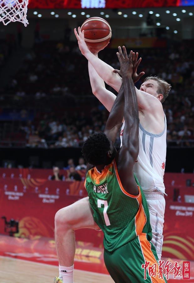 波兰队险胜法国队，林高远关键制胜的简单介绍