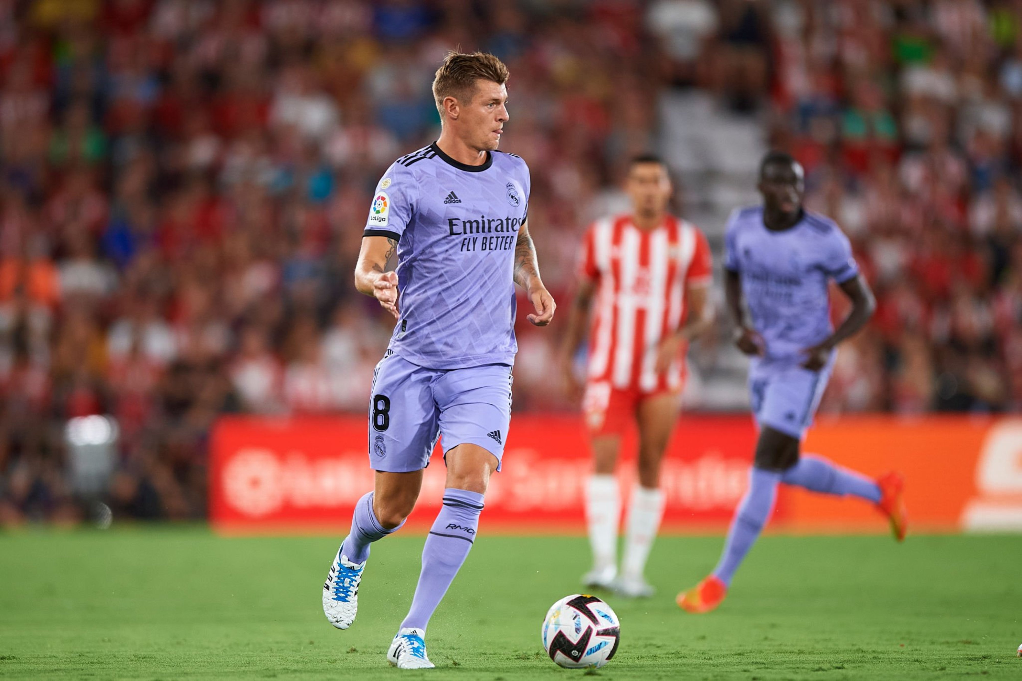 关于阿贾克斯备战,即将迎战皇马?的信息 关于阿贾克斯备战,即将迎战皇马?的信息