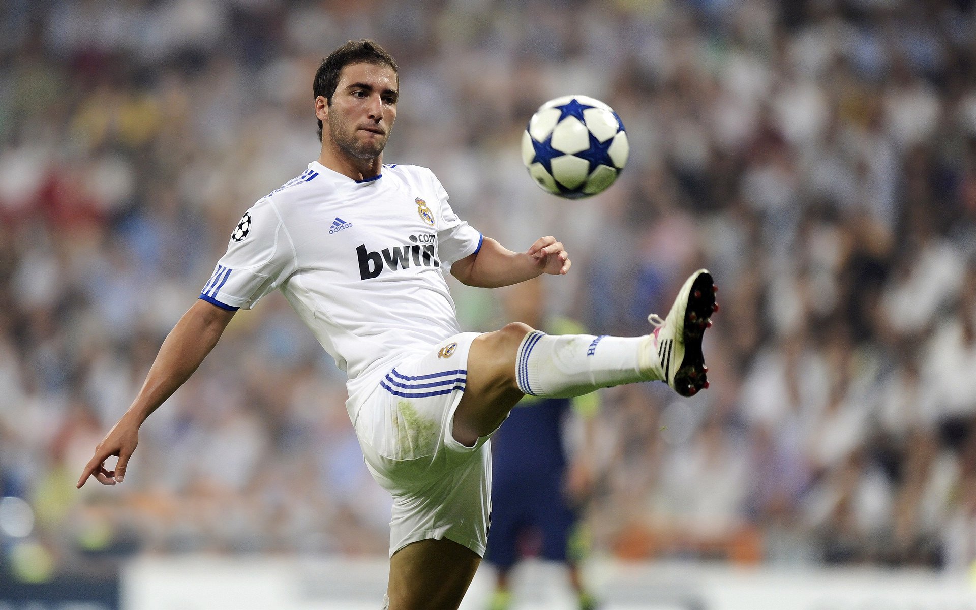 黄潜生死战逆袭土耳其，世界排名争夺战再添焦点