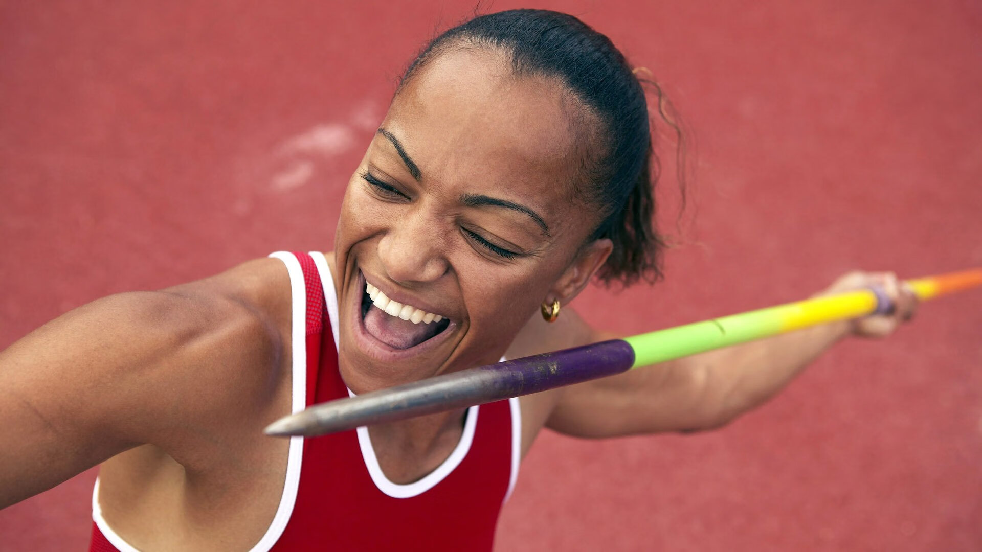 伊萨克教科书级表现引领战术革新，巴萨轻取南非展现现代足球智慧