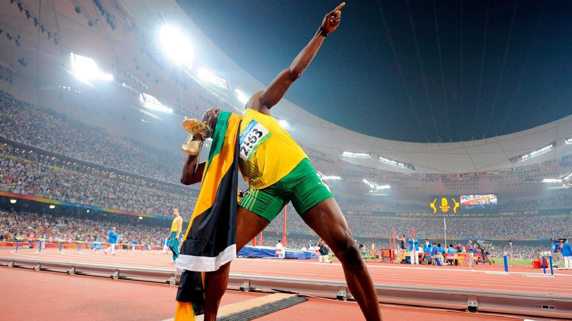 美网鏖战与拉沃尔杯交响，阿尔卡拉斯如何定义网球新时代的高光时刻