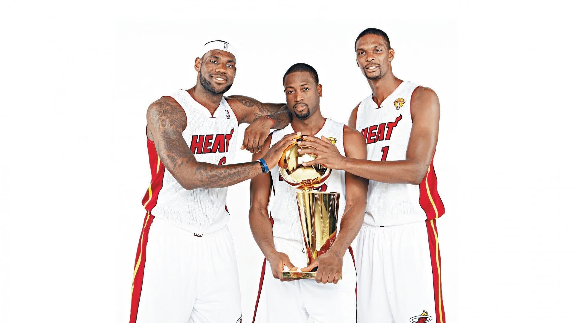 单核神迹与团队挽歌，恩比德加时封神夜，雄鹿用一记冷血绝杀重写NBA杯剧本